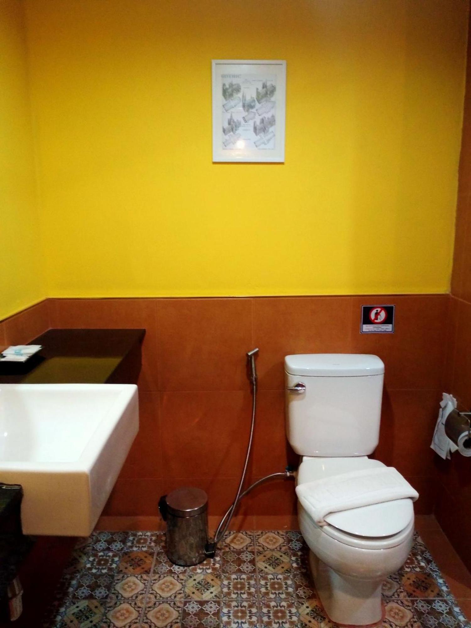 The Old Inn Udonthani Kültér fotó